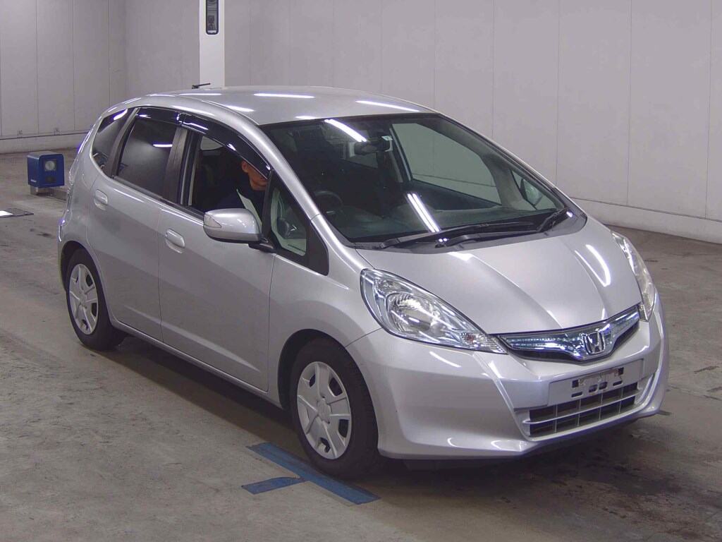 2011 HONDA FIT HYBRID GP1-1032092