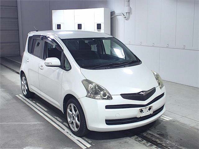2010 TOYOTA RACTIS NCP100-2009360