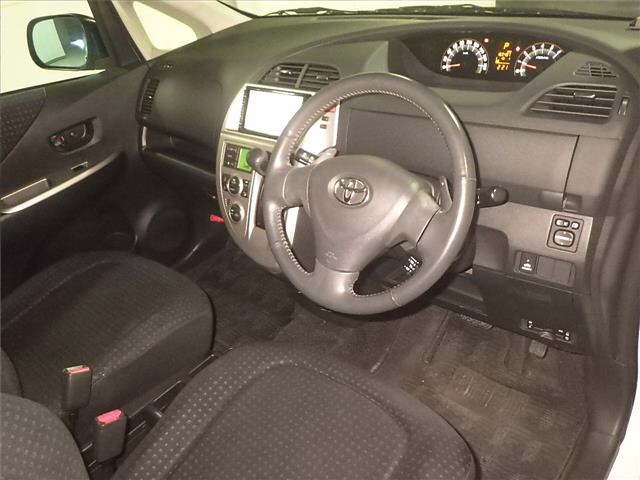 2010 TOYOTA RACTIS NCP100-2009360