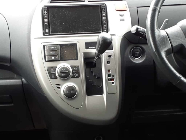 2008 TOYOTA RACTIS NCP100-0101343