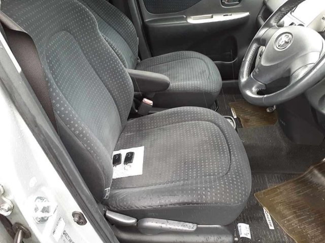 2008 TOYOTA RACTIS NCP100-0101343