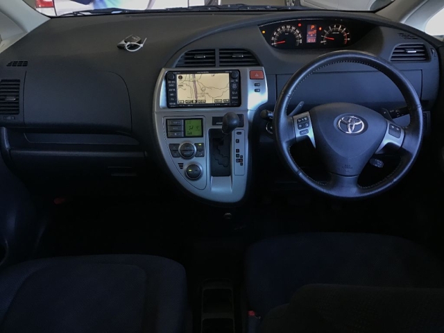 2005 TOYOTA RACTIS NCP100-0004705