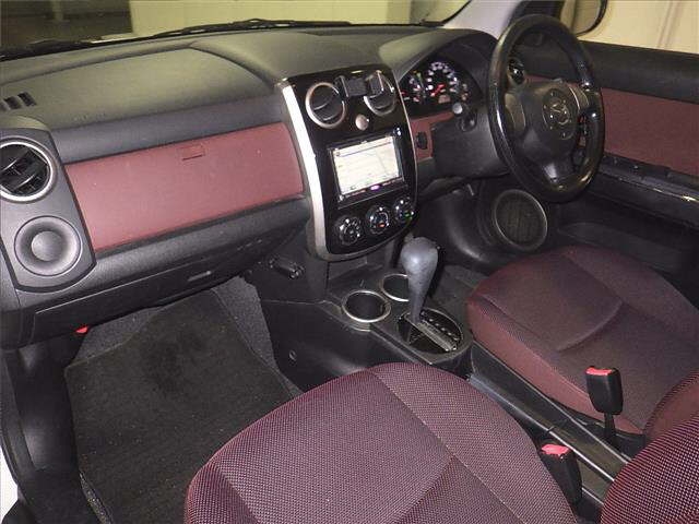 2008 MAZDA VERISA DC5W-319546