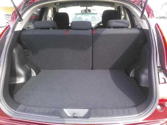 2011 NISSAN JUKE YF15-037596