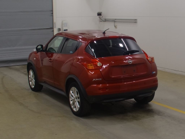 2011 NISSAN JUKE YF15-047893