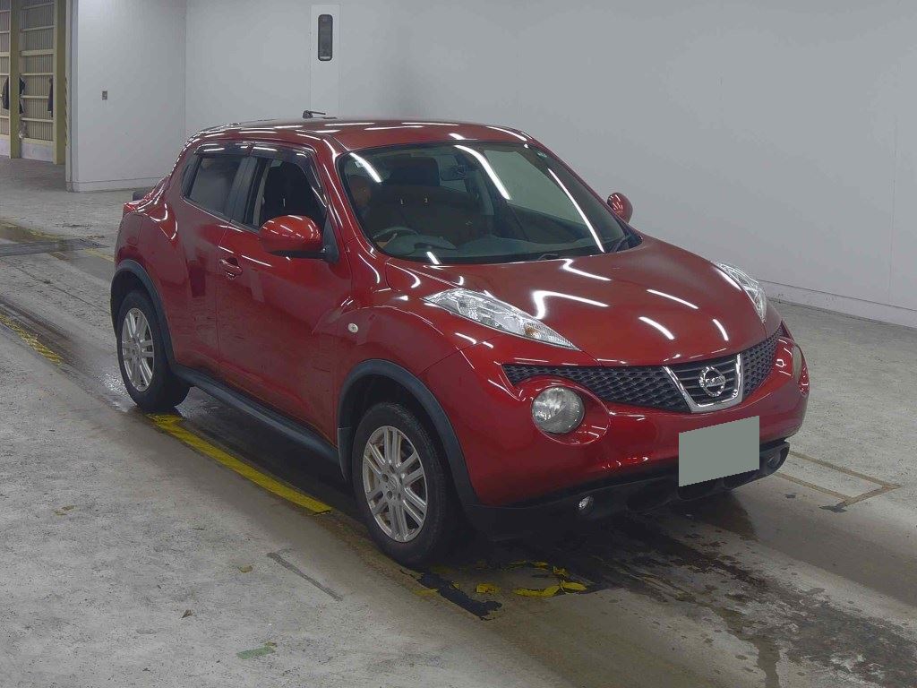 2011 NISSAN JUKE YF15-048142