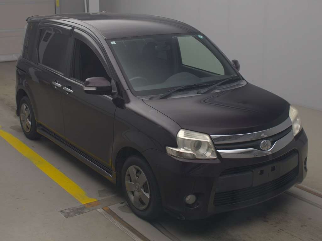 2011 Toyota Sienta NCP81-5158918