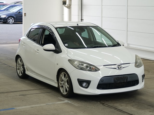 2009 MAZDA DEMIO DE5FS-121452