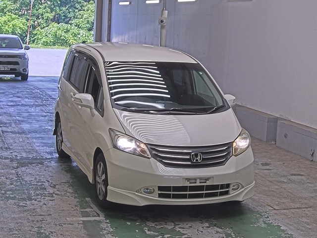 2011 HONDA FREED GB3-1351729