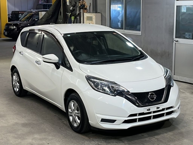 2017 Nissan Note E12-538116