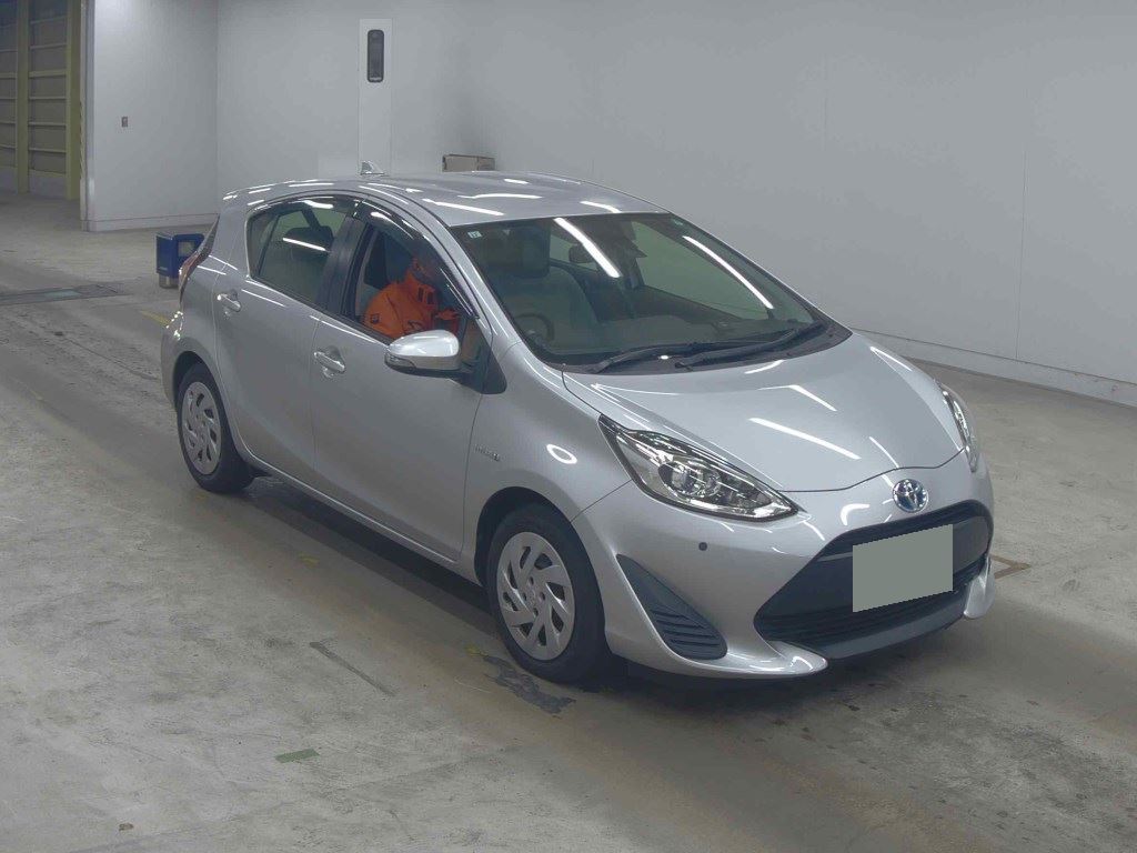 2018 TOYOTA AQUA NHP10-6687764