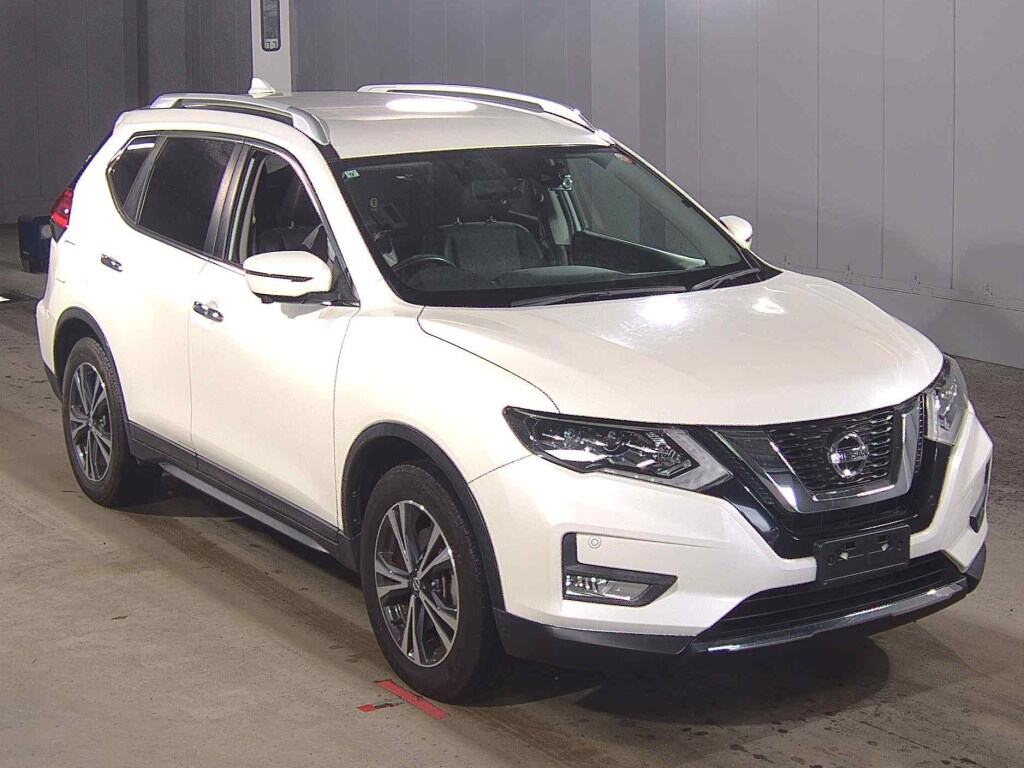 2017 NISSAN X-TRAIL NT32-076****