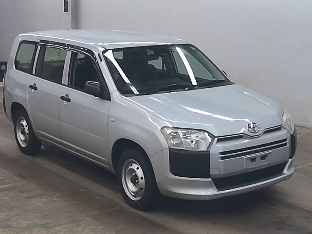 2017 TOYOTA PROBOX NCP165-0036533