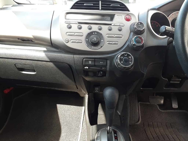 2009 HONDA FIT GE6-1175395