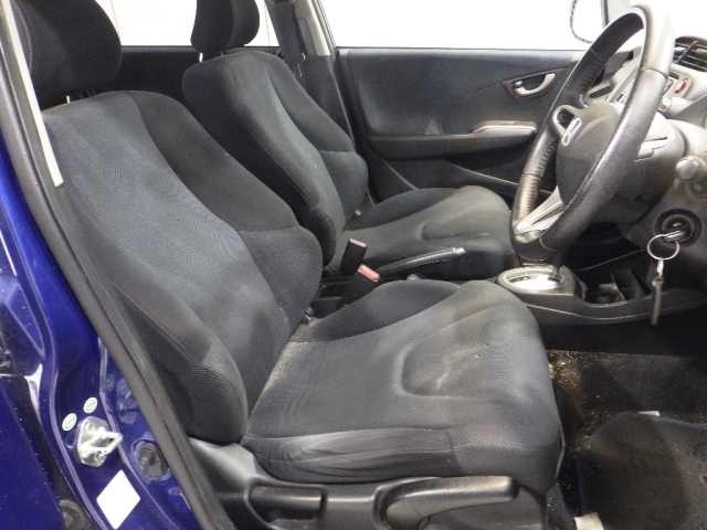 2010 HONDA FIT GE6-1396103