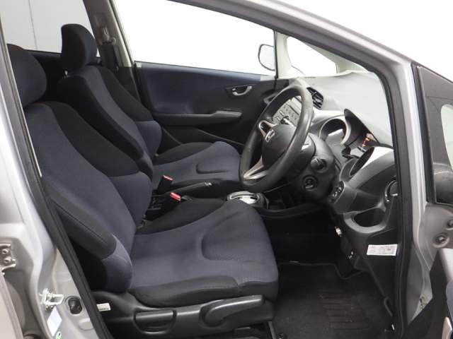 2010 HONDA FIT GE6-1400602