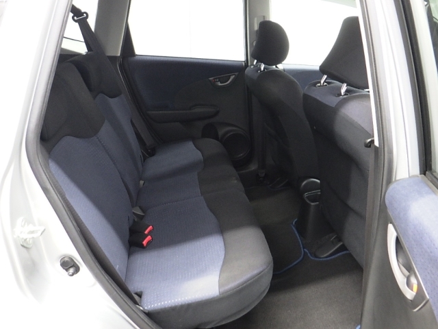 2010 HONDA FIT GE6-1398162