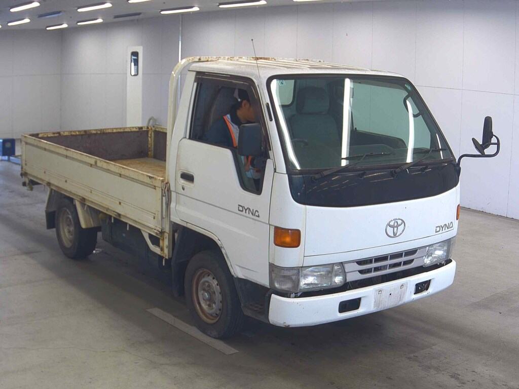 2000 TOYOTA DYNA YY211-0007588