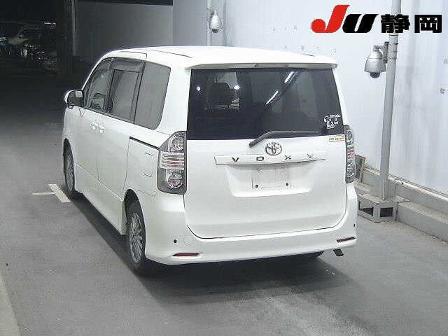 2008 TOYOTA VOXY ZRR70-0079528