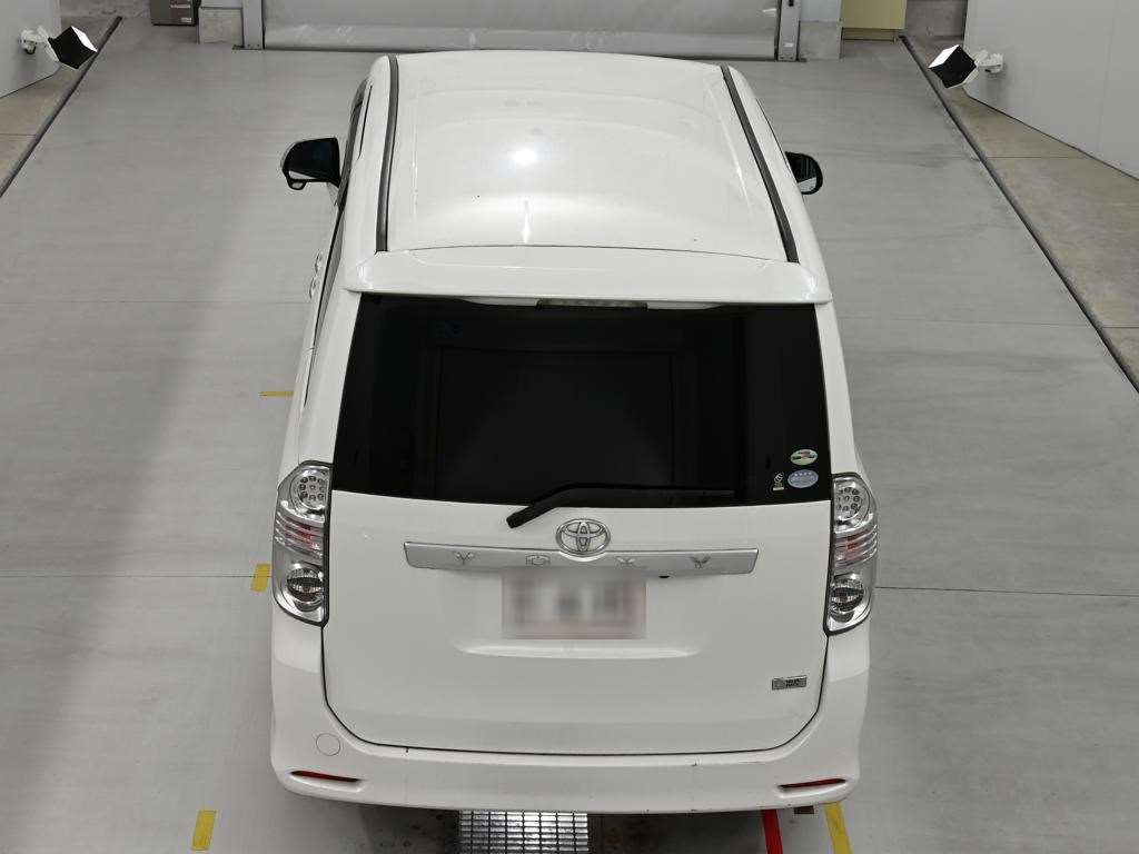 2009 TOYOTA VOXY ZRR70-0265314