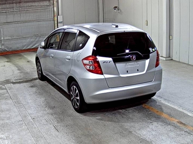 2010 HONDA FIT GE6-3000401