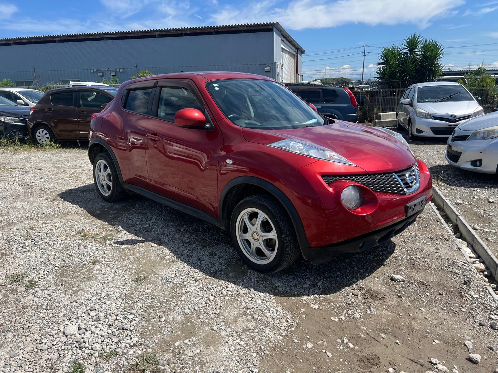 2010 NISSAN JUKE YF15-008624