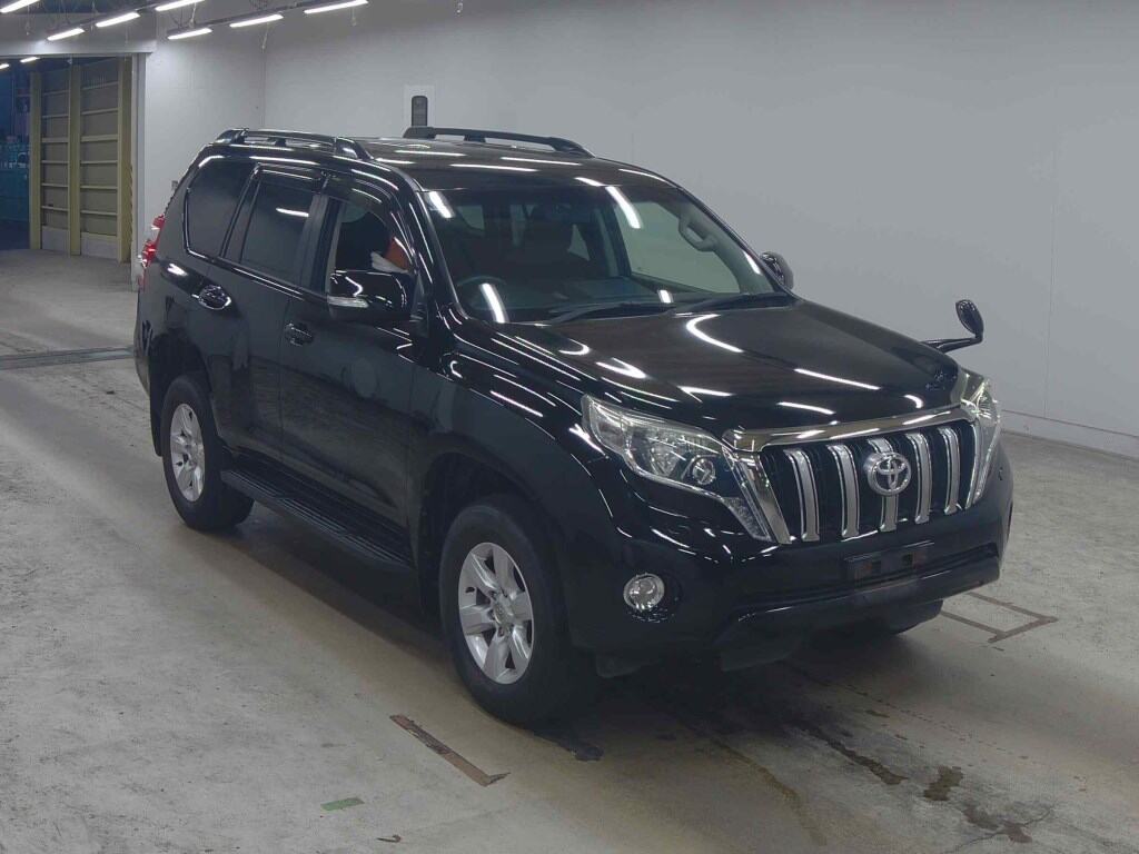 2015 TOYOTA LAND CRUISER PRADO 5D 4WD GDJ150-0005826
