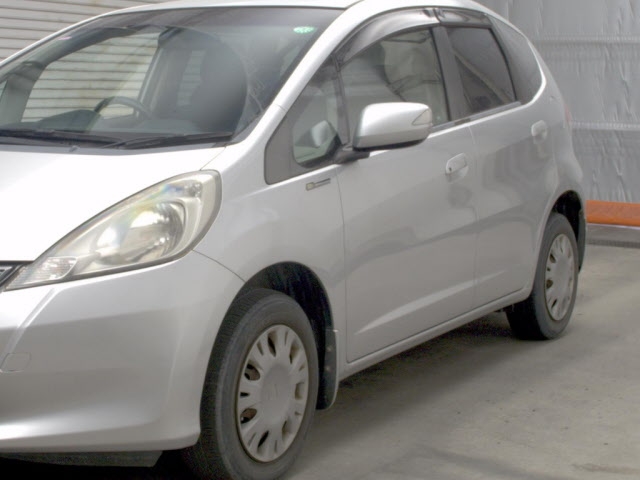 2011 HONDA FIT GE6-1562111