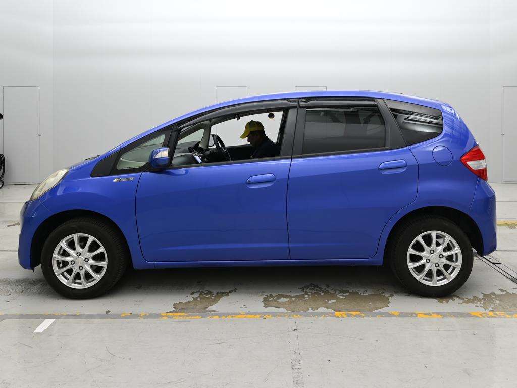 2011 HONDA FIT GE6-1570095