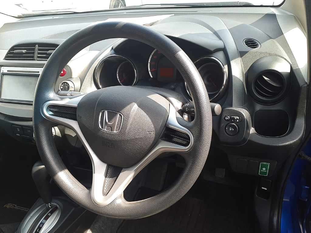 2011 HONDA FIT GE6-1570095