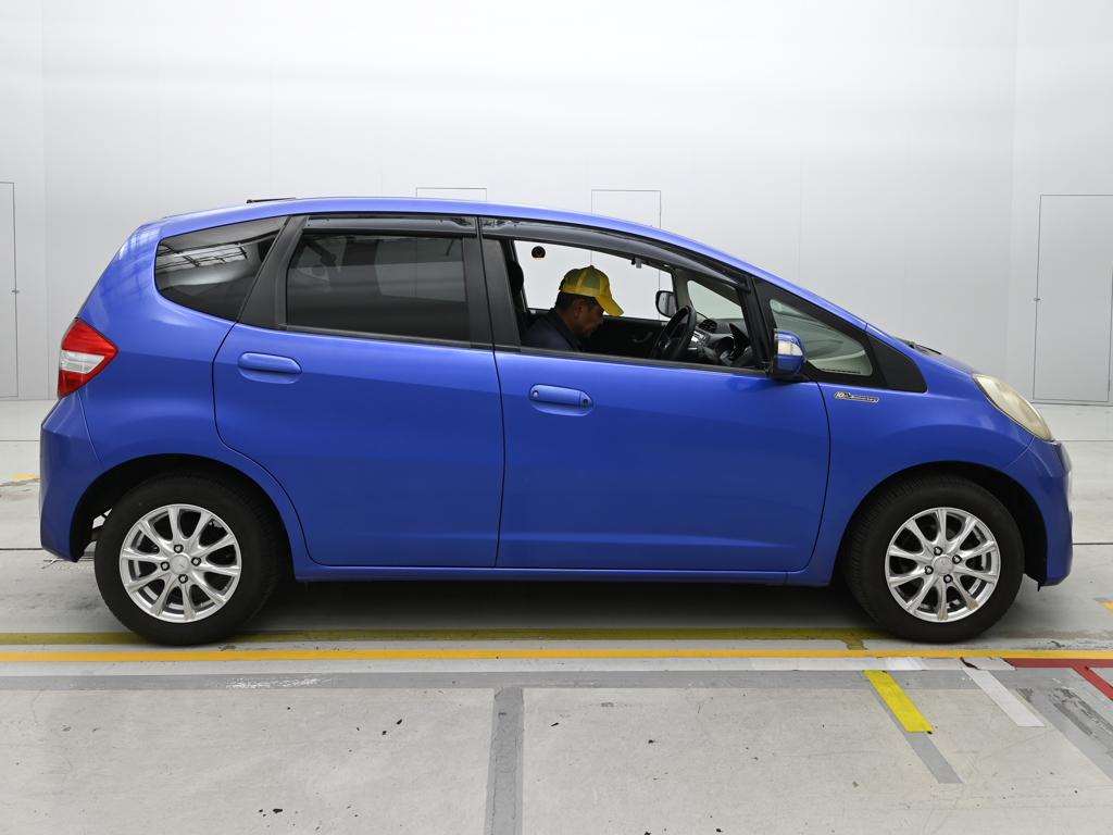 2011 HONDA FIT GE6-1570095