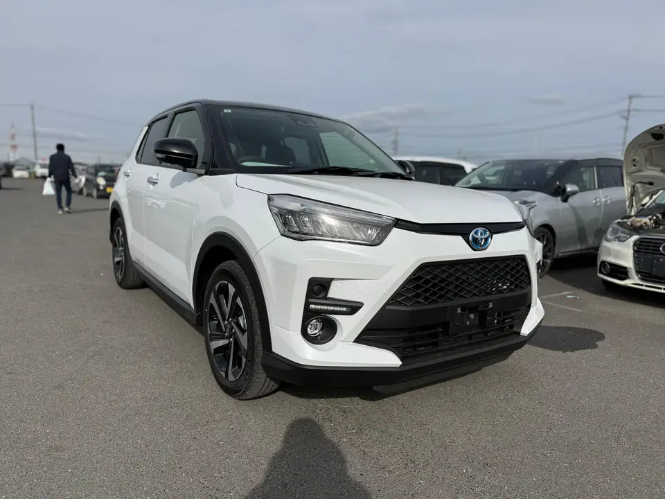 2025 Toyota Raize exterior front view - Japan import for Sri Lanka