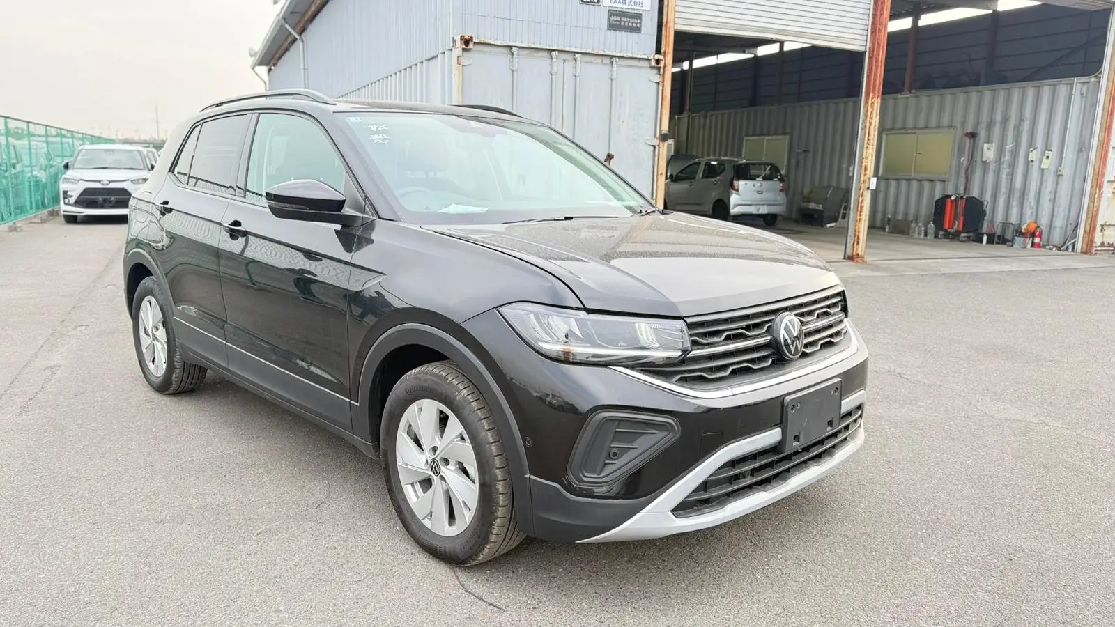 2025 VOLKSWAGEN T-CROSS WVGZZZC11SY036835