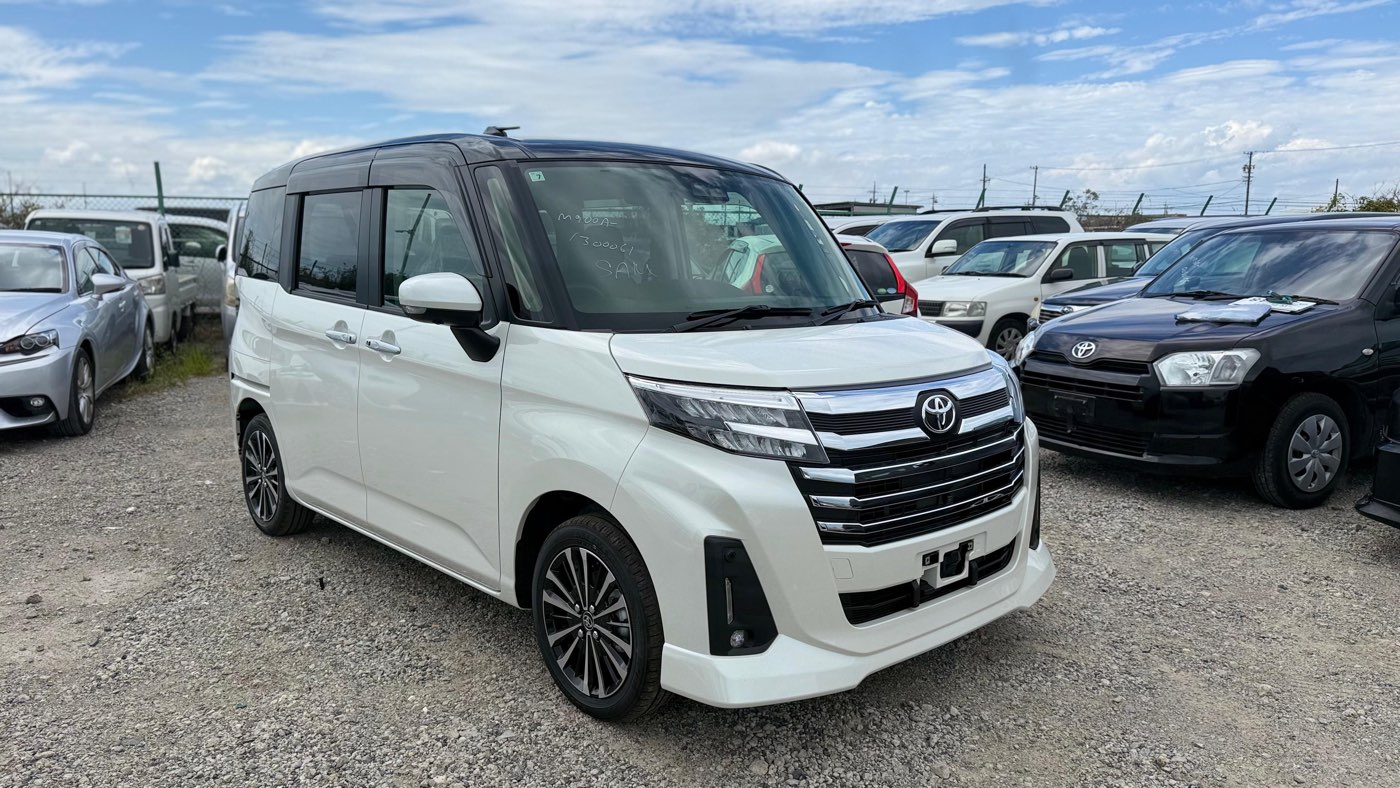 2026 TOYOTA ROOMY yard images