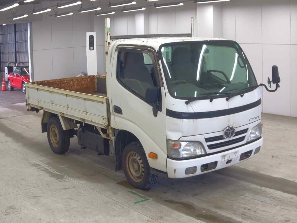 2011 TOYOTA TOYOACE KDY231-8008349