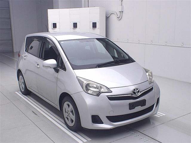2011 TOYOTA RACTIS NCP120-2011391