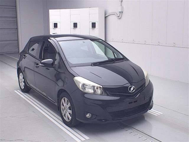2011 TOYOTA VITZ NSP130-0007399