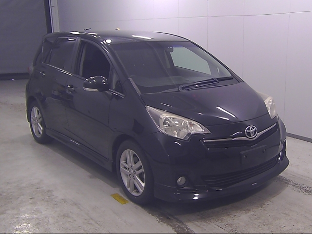 2011 TOYOTA RACTIS NCP120-2018051