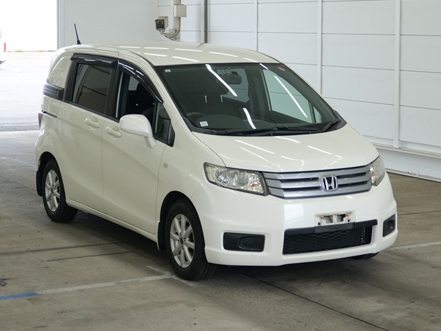 2011 HONDA FREED SPIKE GB3-1350915
