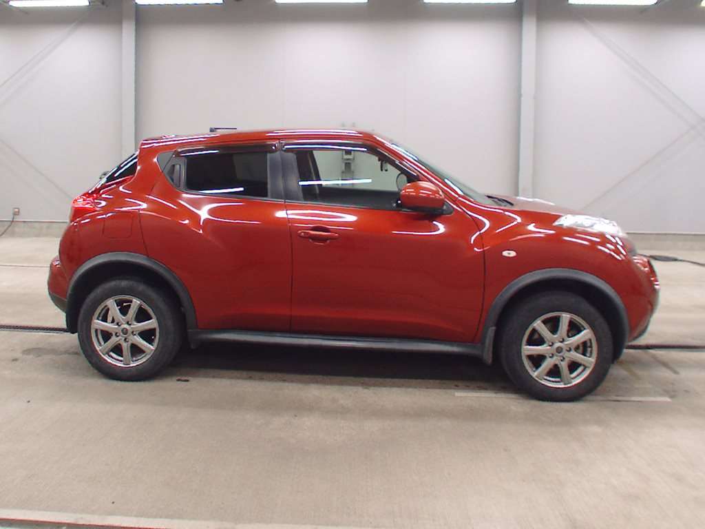 2012 NISSAN JUKE YF15-052648
