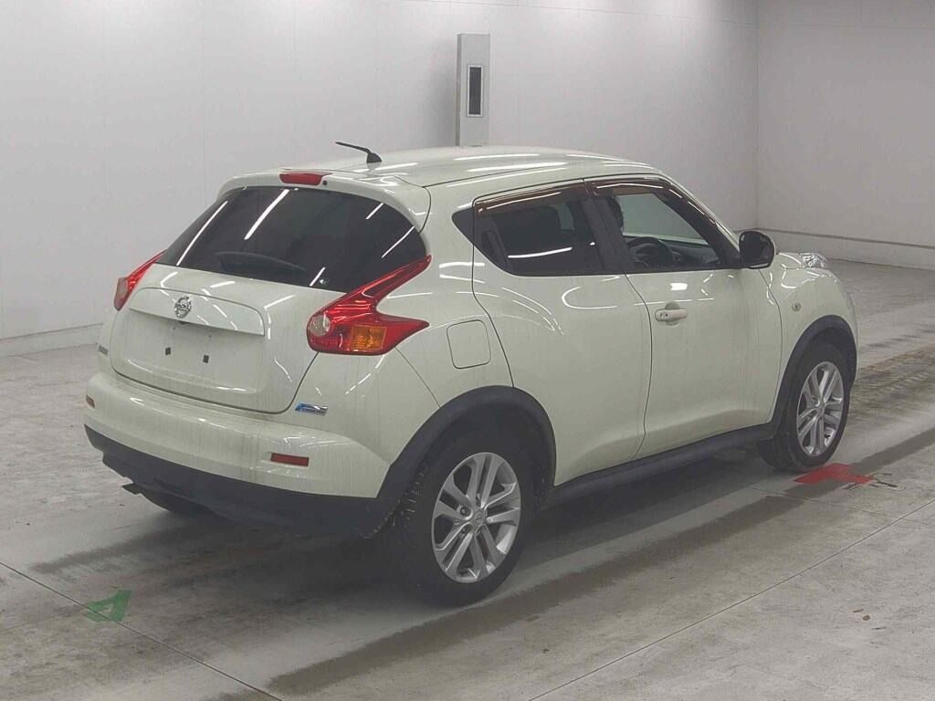 2010 NISSAN JUKE YF15-006130
