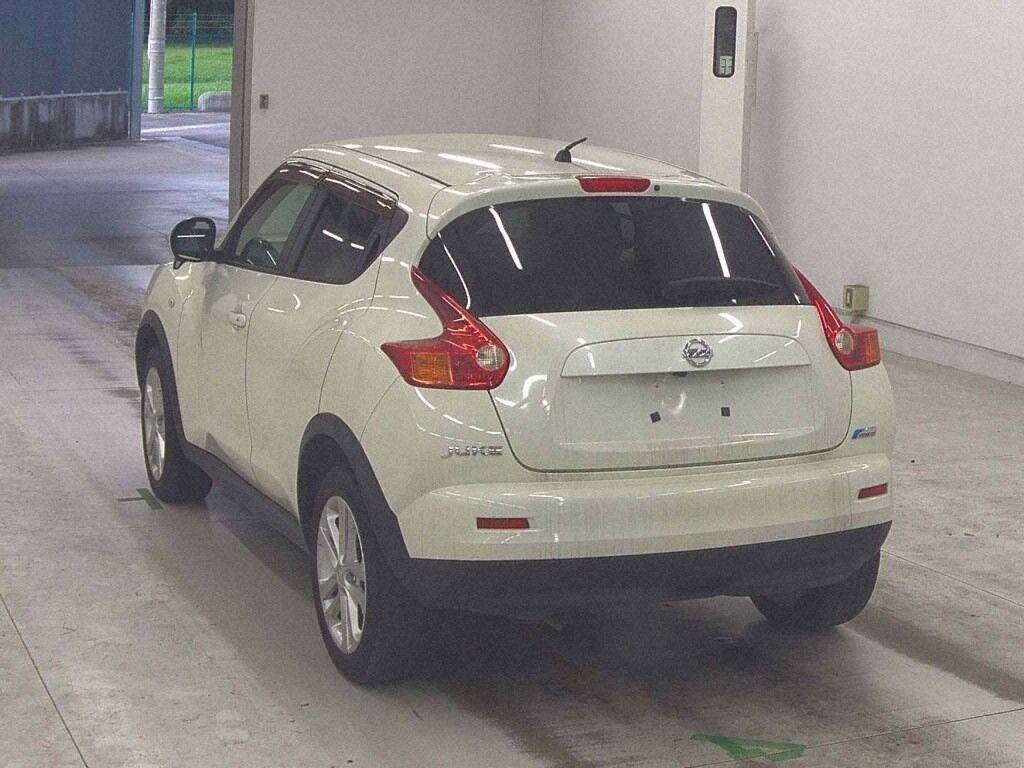 2010 NISSAN JUKE YF15-006130