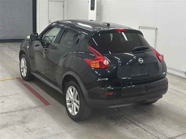 2011 NISSAN JUKE YF15-049762