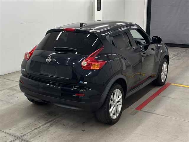 2011 NISSAN JUKE YF15-049762
