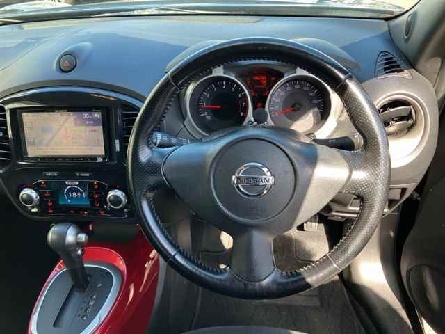 2011 NISSAN JUKE YF15-049762