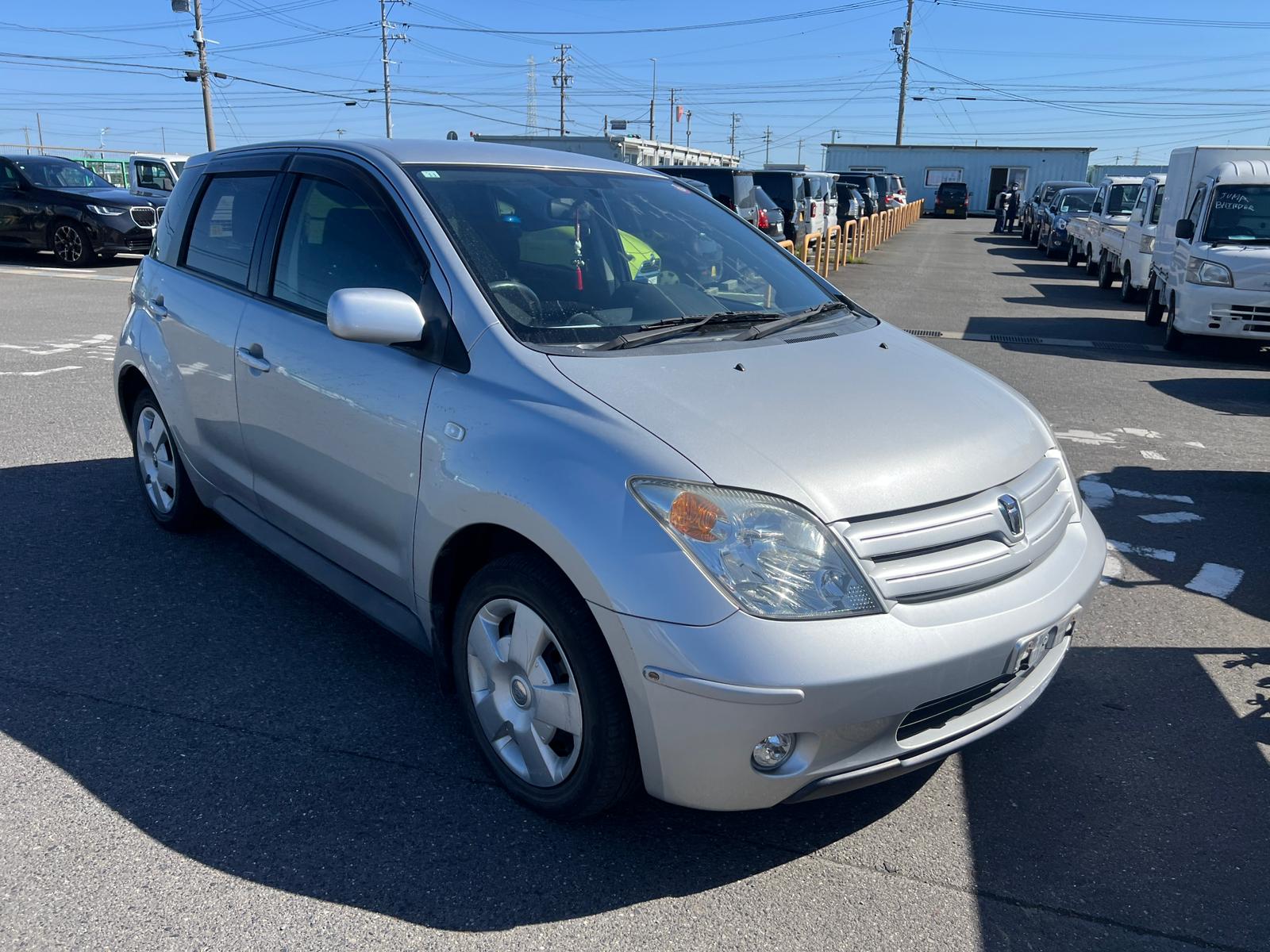 2002 TOYOTA IST NCP60-0049053