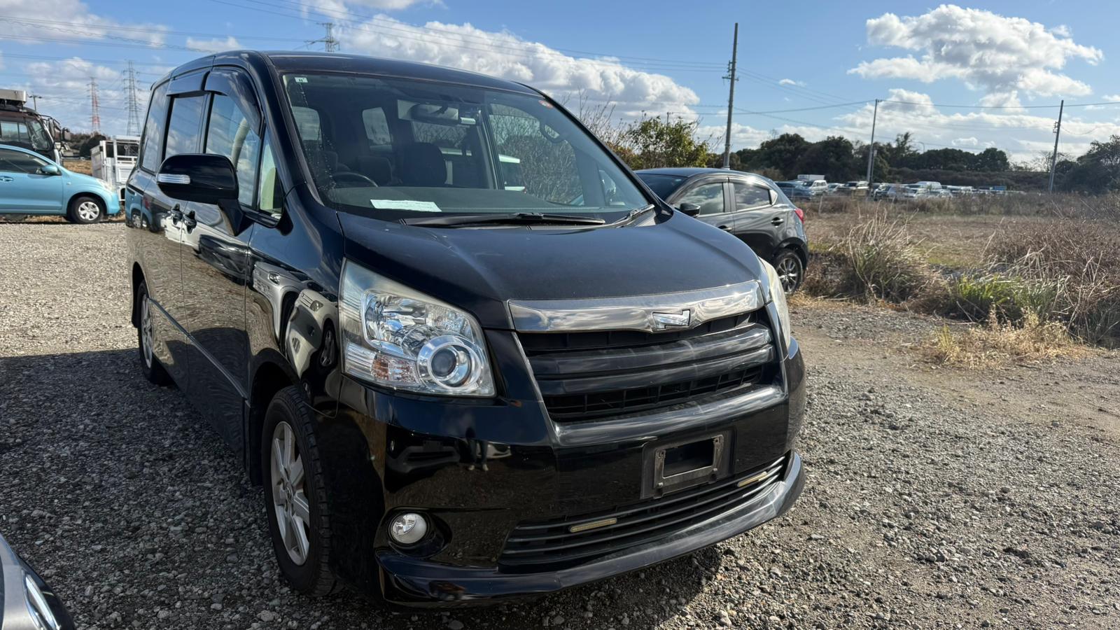 2009 TOYOTA NOAH ZRR70-0237245