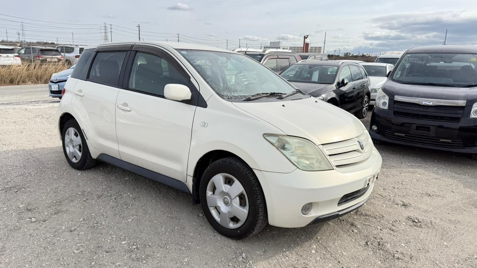 2005 TOYOTA IST NCP60-0201619