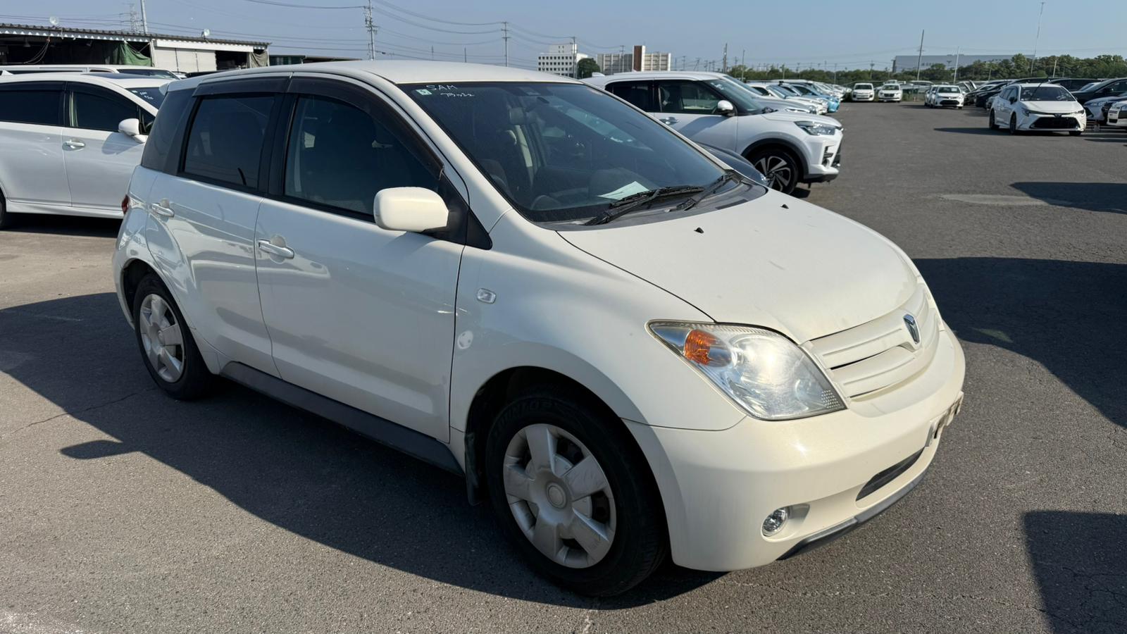 2002 TOYOTA IST NCP60-0040031