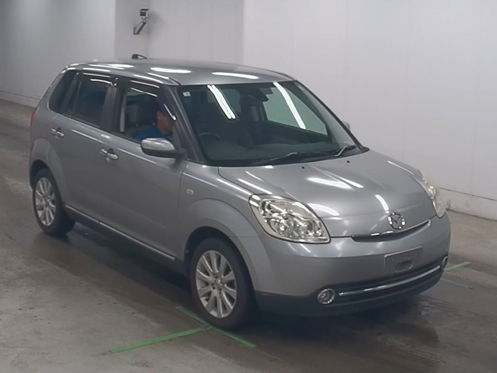 2011 MAZDA VERISA DC5W-349057